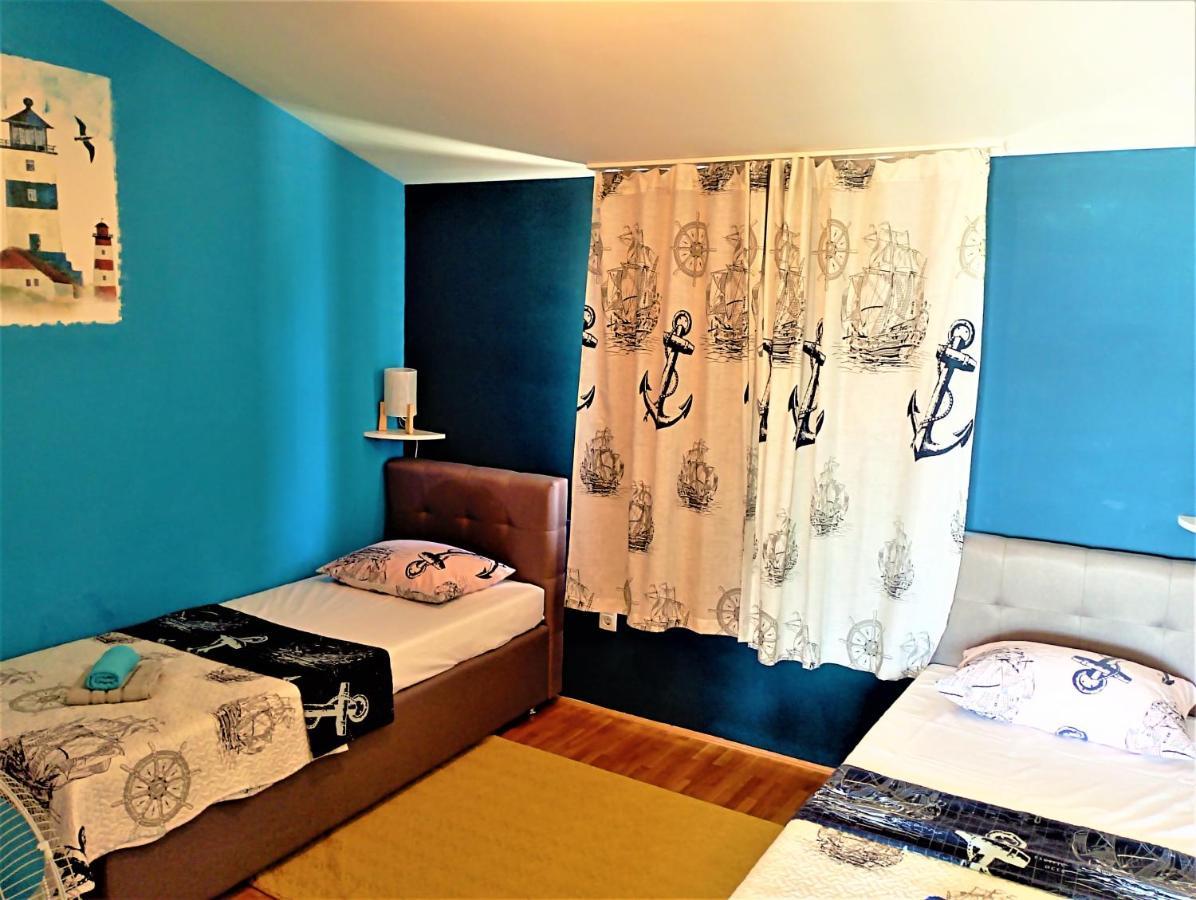 Penthouse Apartment With A Great View 포드스트라나 외부 사진